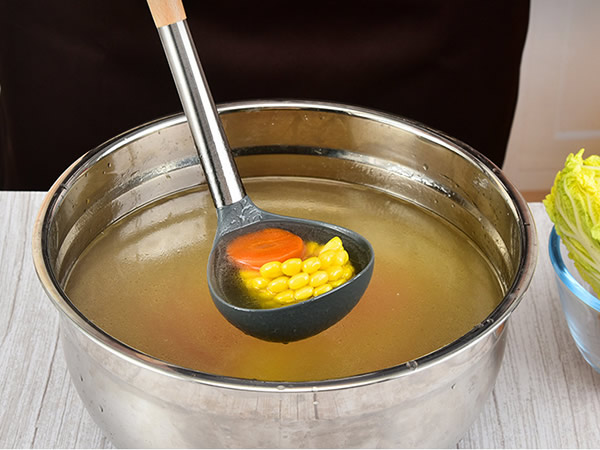 硅胶汤勺